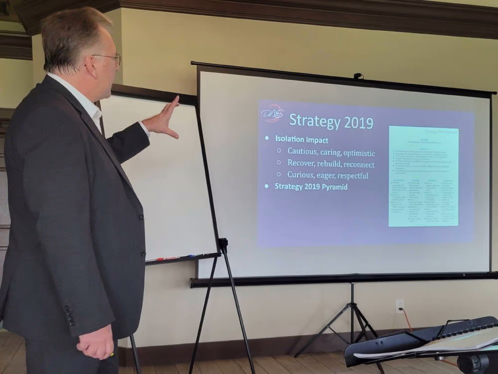 Stephen P Brown closing the gap between strategy and implementation.